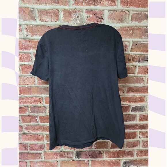 Buffalo David Bitton Black V-Neck T-Shirt – Men’s Small Rugged Cotton Tee - Picture 2 of 5